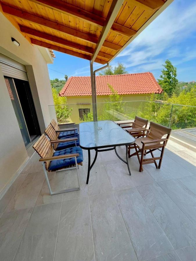 Gargarou Residences Kómboi Extérieur photo